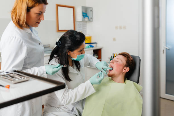 Best Urgent Tooth Repair  in Sinton, TX